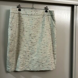 Womens Skirt: Size 14